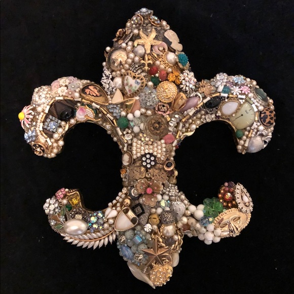 Fleur de lis Vintage Brooch & Earring Mosaic